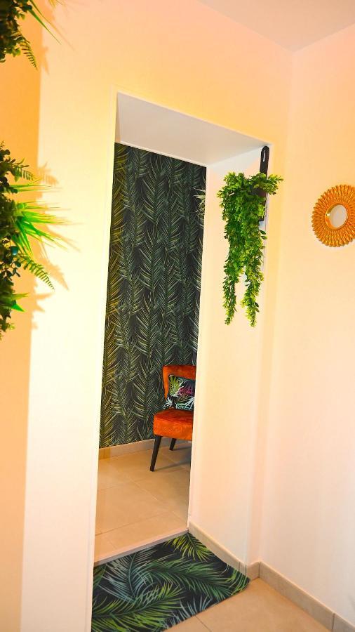 Class&Tropical Appt 10Mn Aeroport Roissy Cdg Apartment Villeneuve-sous-Dammartin Bagian luar foto